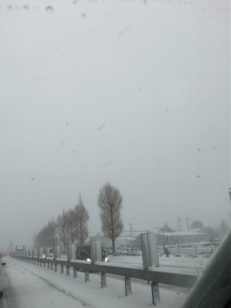 積雪時の運転で気をつけること