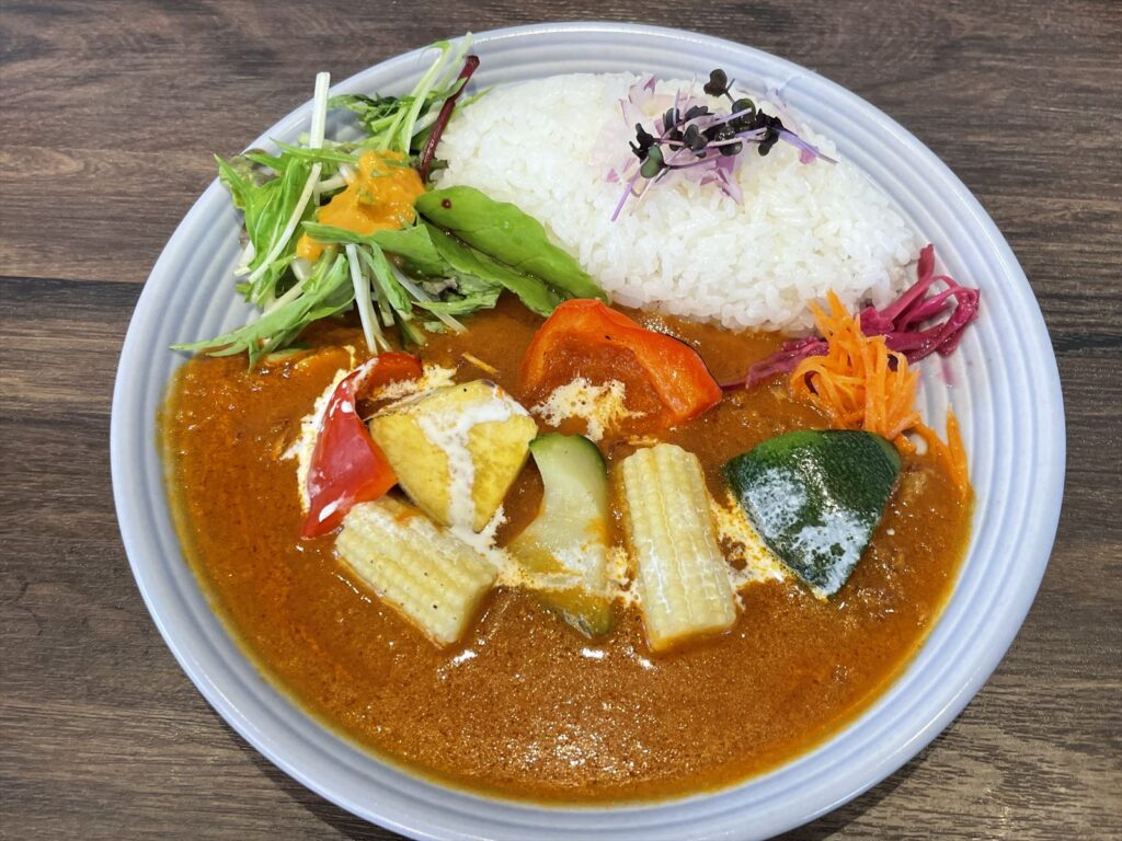 福井 繊協ビル横 カレッテリア